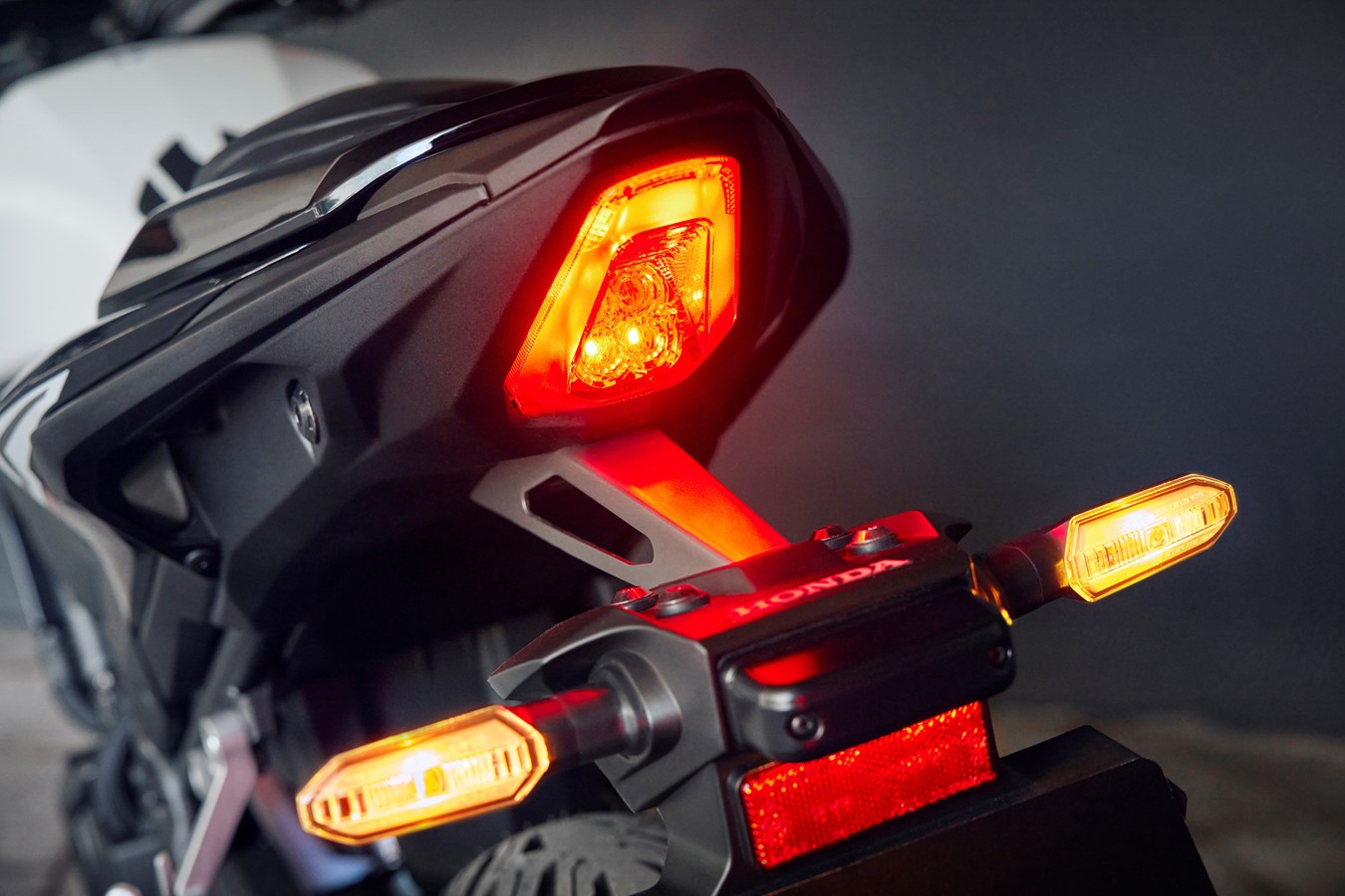 24YM CB500 HORNET