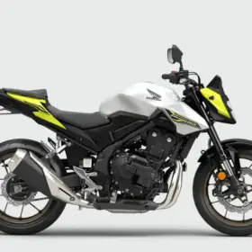 Honda CB500 Hornet E-Clutch 2026