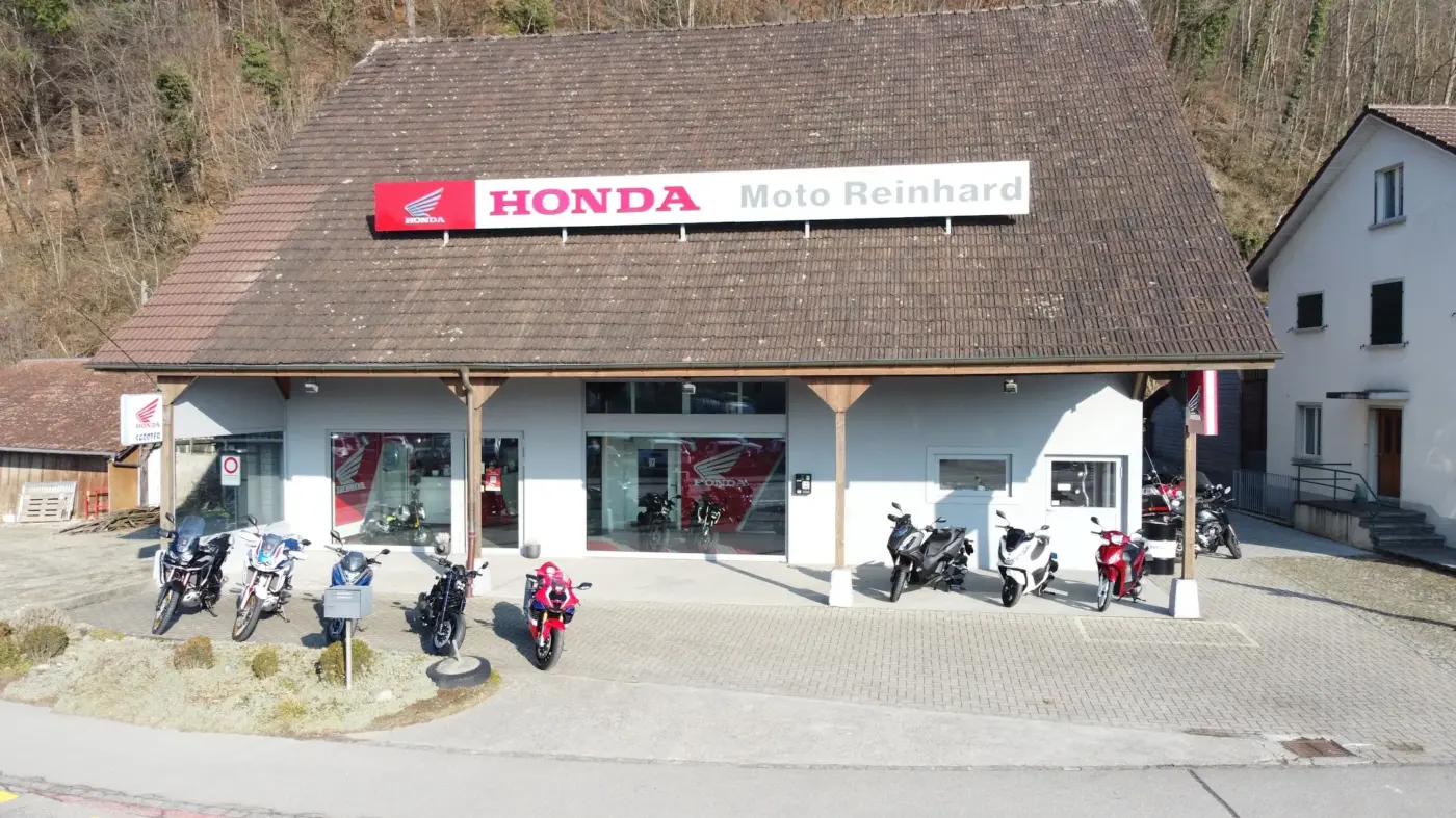 Moto Reinhard AG in Kirchleerau aus der Luft
